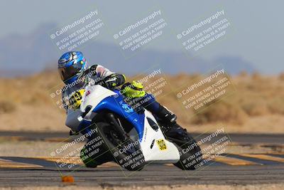 media/Mar-22-2025-CVMA (Sat) [[462c0ffedb]]/Race 13-Amateur Supersport Middleweight/